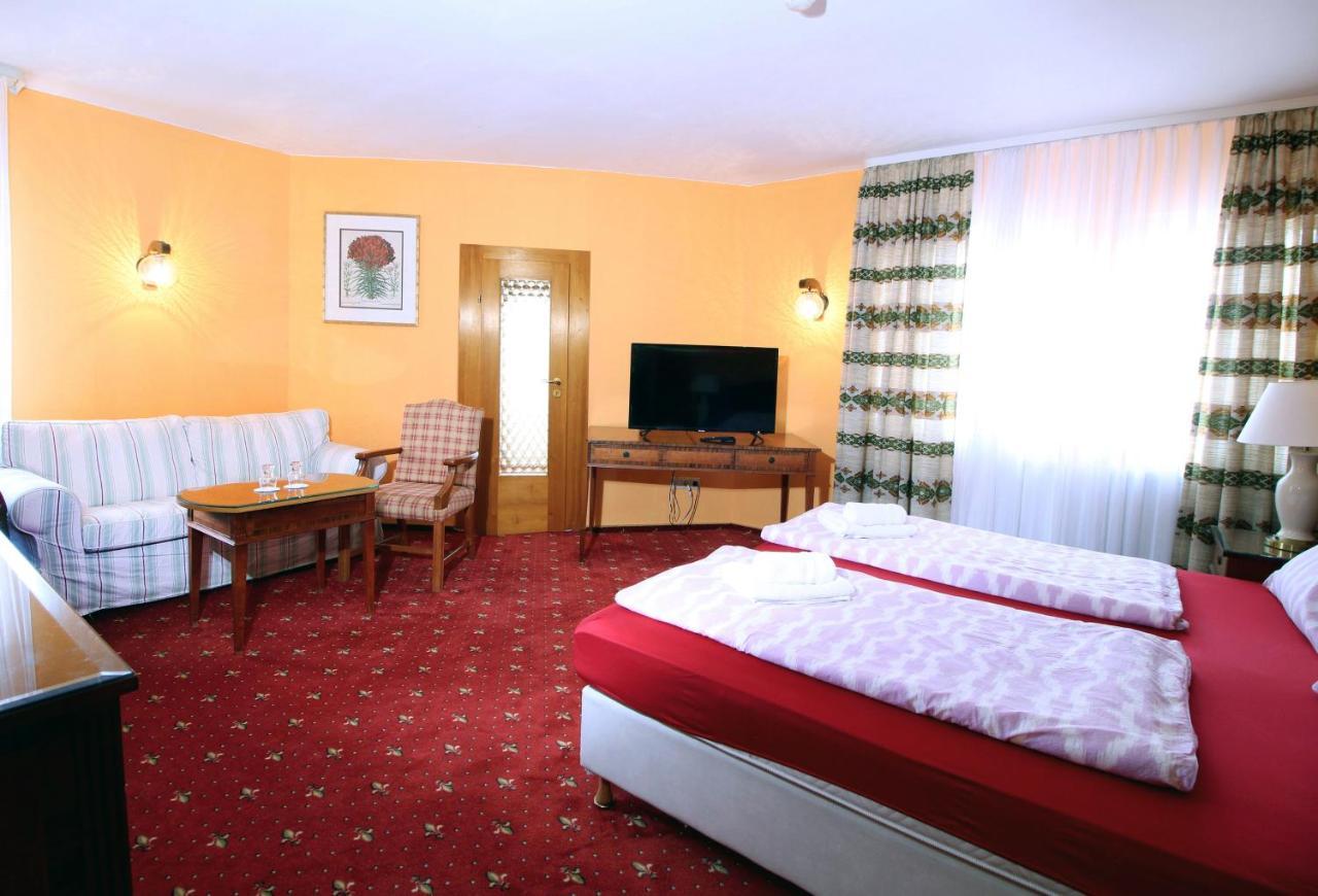 Hotel Neustaedter Hof Titisee-Neustadt Εξωτερικό φωτογραφία