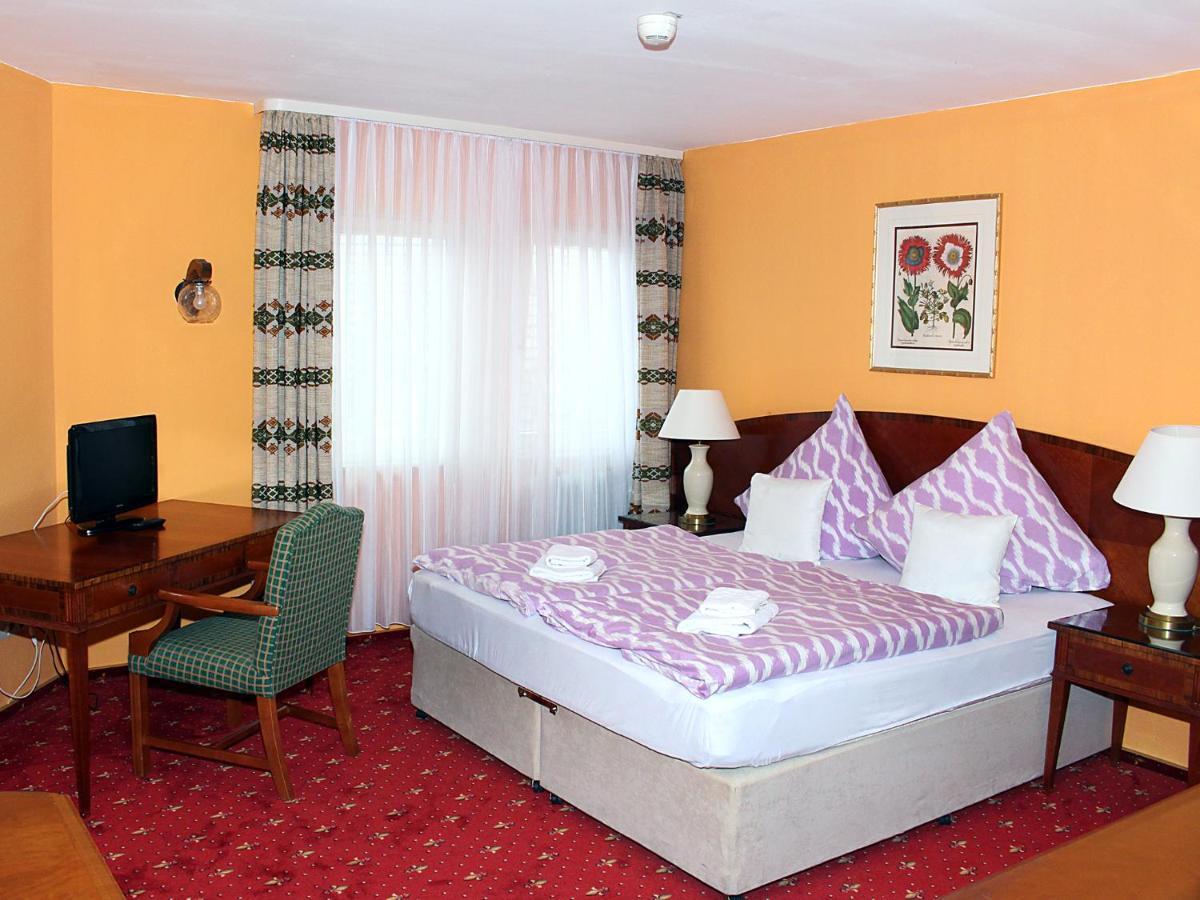 Hotel Neustaedter Hof Titisee-Neustadt Εξωτερικό φωτογραφία